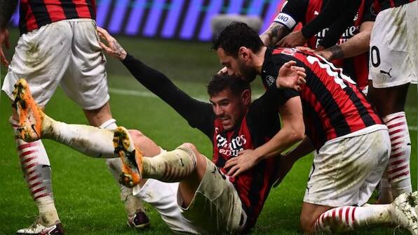 Serie A: Theo Hernandez strikes late against Lazio to keep AC Milan ahead of Inter in league table