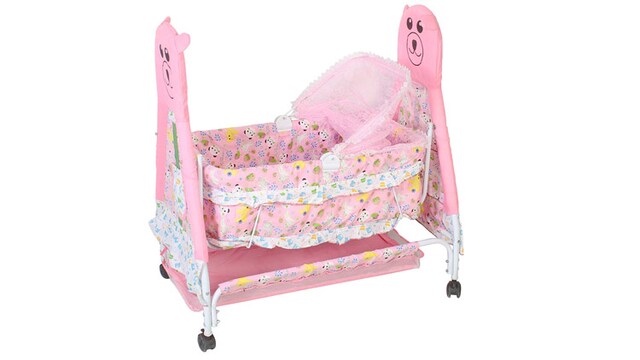 Soft and comfortable bassinet bedding Soft and comfortable bassinet bedding