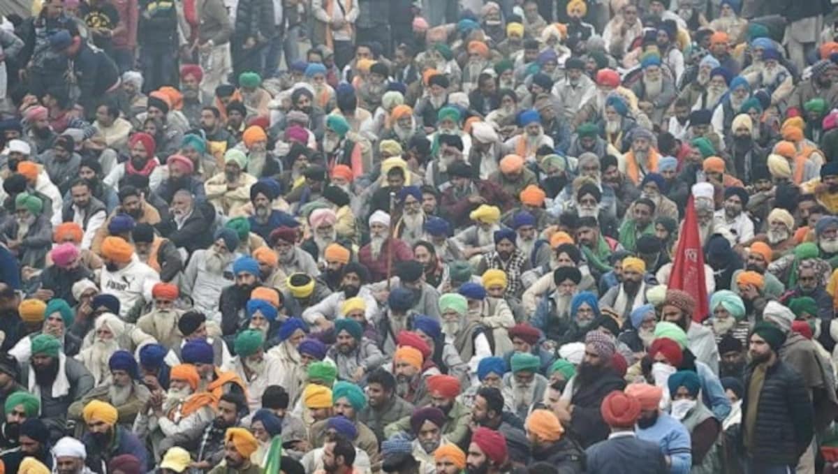 Farmers' protest Updates: Tomar pitches for talks with 'genuine unions';  groups to pay tribute to 20 dead farmers on 20 Dec-India News , Firstpost