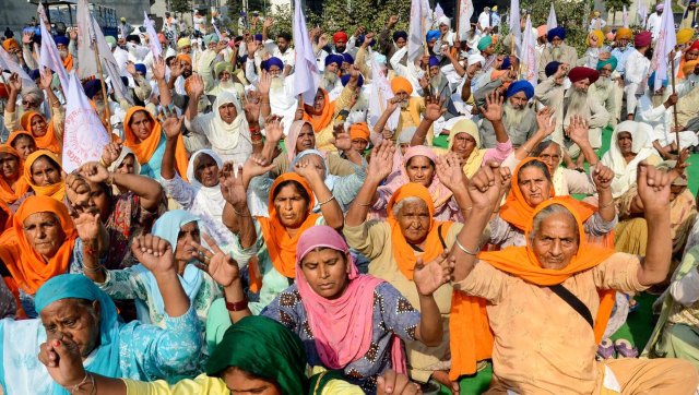 PM Modi to address farmers on 25 Dec; Centre should come with 'open mind' for talks, say protesters PM Modi to address farmers on 25 Dec; Centre should come with 'open mind' for talks, say protesters