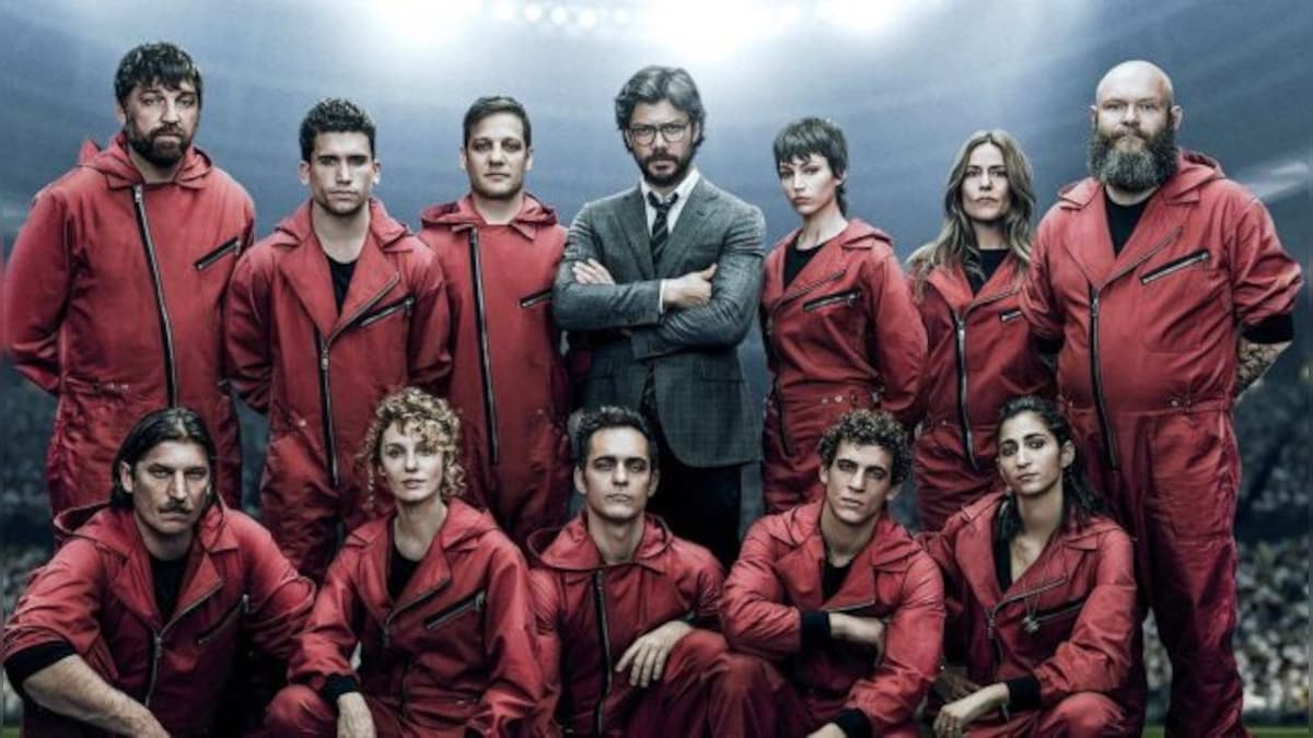 Money Heist: Álvaro Morte wraps season 5 shoot; bids goodbye to Professor  in social media post – Firstpost