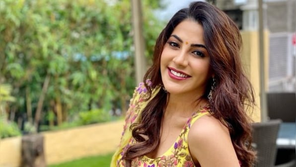 Bigg Boss 14 contestant Nikki Tamboli self-quarantines at home after testing positive for coronavirus