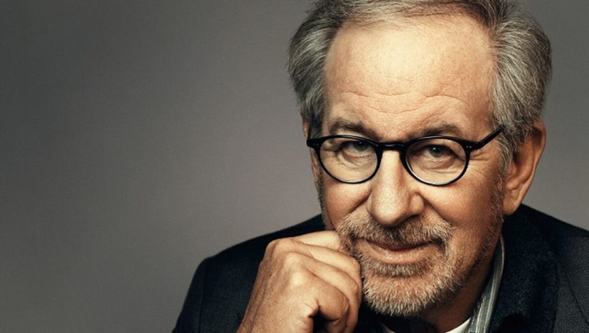 Ready Player One, Spielberg's Nostalgic Thrill Ride, Takes No