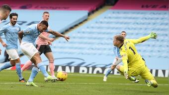 Premier League: Manchester United, Arsenal play out goalless draw; Manchester City claim three point lead at top