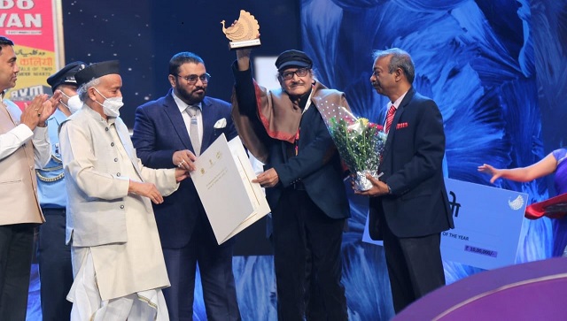 IFFI Goa 2021: Danish film Into the Darkness wins top honour; Biswajit Chatterjee bags Personality Of The Year Award IFFI Goa 2021: Danish film Into the Darkness wins top honour; Biswajit Chatterjee bags Personality Of The Year Award