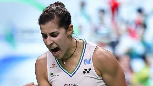 Juegos Olímpicos de Tokio 2020: la campeona defensora Carolina Marine es interrogada tras sufrir una lesión en la rodilla