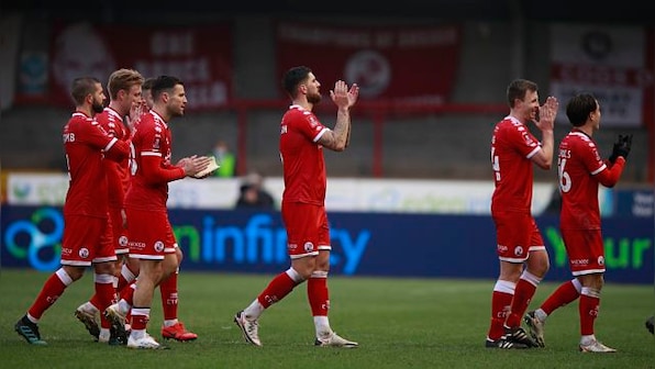 FA Cup: Leeds United stunned by Crawley Town; Chelsea, Manchester City advance