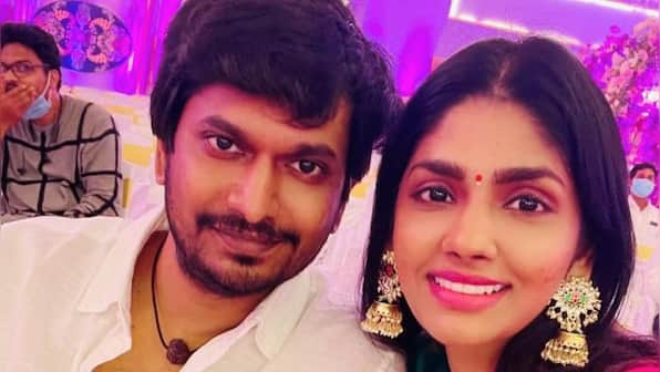 Kannum Kannum Kollaiyadithaal director Desingh Periyasamy to marry actor Niranjani Agathiyan