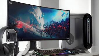 Premium desktop monitors for all purposes