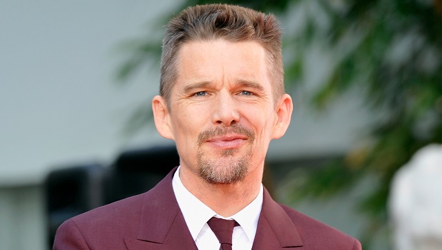 Ethan Hawke joins as an antagonist in Marvel's upcoming series Moon Knight Ethan Hawke joins as an antagonist in Marvel's upcoming series Moon Knight