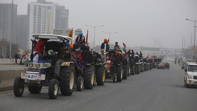 Punjabi music, rousing slogans take over roads at Singhu border as farmers take out tractor march Punjabi music, rousing slogans take over roads at Singhu border as farmers take out tractor march