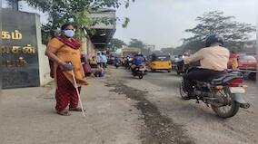 2020, year of the pandemic: How this visually-impaired Chennai woman struggled with daily commute in the face of COVID-19