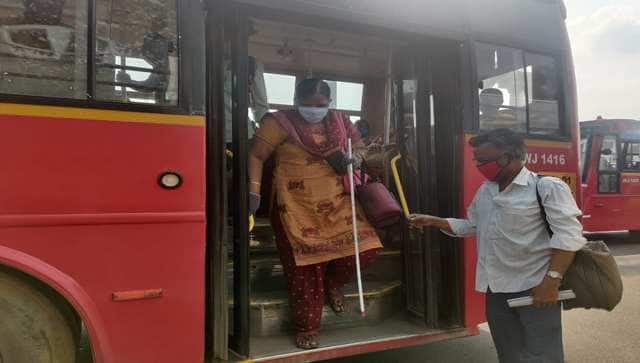 Renuka Devi's daily commute to work has only been further complicated by the COVID-19 pandemic. Greeshma Kuthar/Firstpost