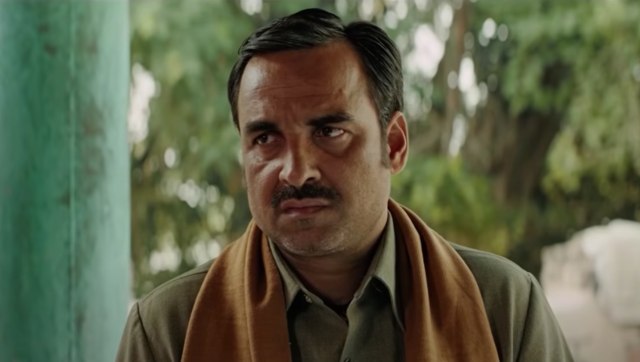 Kaagaz movie review: Pankaj Tripathi fills a dead man’s tale with life, energy, humour and pathos in equal measure Kaagaz movie review: Pankaj Tripathi fills a dead man’s tale with life, energy, humour and pathos in equal measure