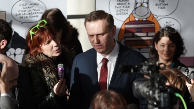 Russian police raids Alexey Navalny's Moscow apartment and offices, says Kremlin critic's aide