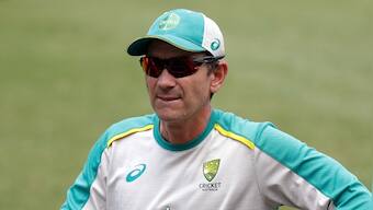 Australia coach Justin Langer says he has player support, wants to extend contract