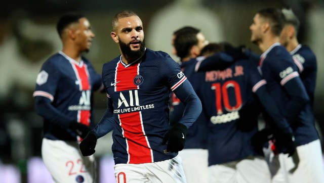 Ligue 1: Layvin Kurzawa's rare goal fire PSG to top of table; Marseille suffer home defeat to Nimes Ligue 1: Layvin Kurzawa's rare goal fire PSG to top of table; Marseille suffer home defeat to Nimes