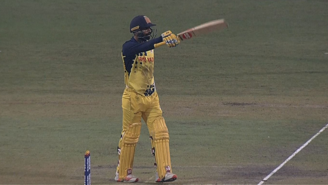 Syed Mushtaq Ali Trophy: Tamil Nadu hammer Bengal by eight wickets; Baroda enter knockouts unbeaten Syed Mushtaq Ali Trophy: Tamil Nadu hammer Bengal by eight wickets; Baroda enter knockouts unbeaten