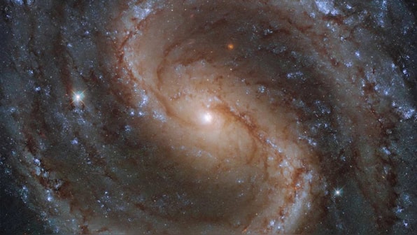 Ephemeral glow of 'lost galaxy' NGC 4535 captured in vivid detail by Hubble telescope