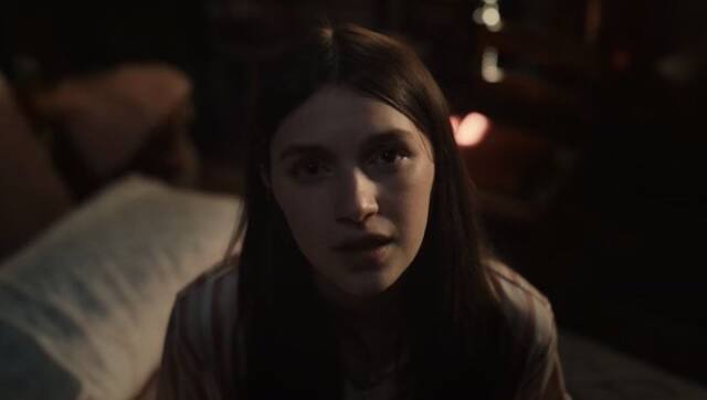 Nell Tiger Free as Leanne Grayson