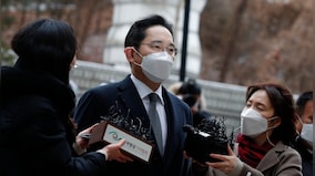 South Korean court sentences Samsung Electronics vice chairman Lee Jae-yong for 2.5 years in prison due to corruption