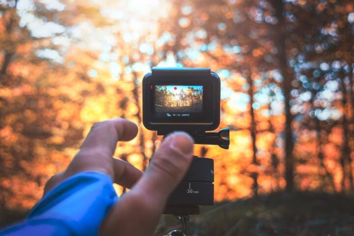 Best vlogging camera for engaging content shoot