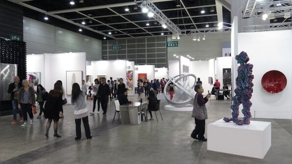 International art world makes tentative plans for fairs, amid cautiousness and fatigue from online viewing rooms