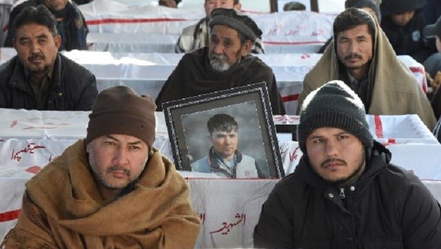 Pakistani Hazara Shiites refuse to bury dead from Balochistan mine attack; protest 'ethnic cleansing'