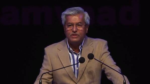 Dushyant Dave resigns as SC Bar Association president, says ‘forfeited right to continue’