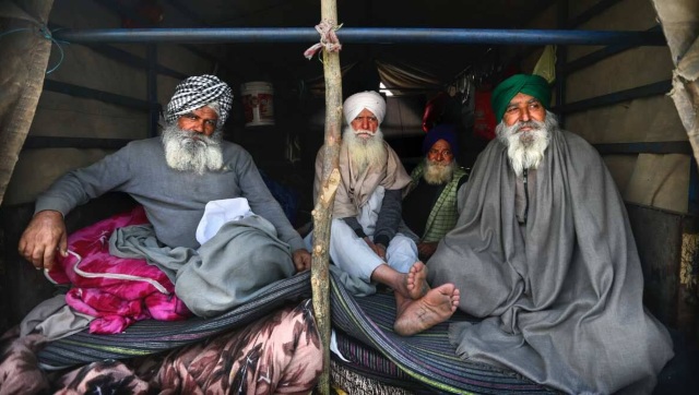 SC staying implementation of farm laws 'not a solution', say farmer leaders; demand legislation be withdrawn SC staying implementation of farm laws 'not a solution', say farmer leaders; demand legislation be withdrawn