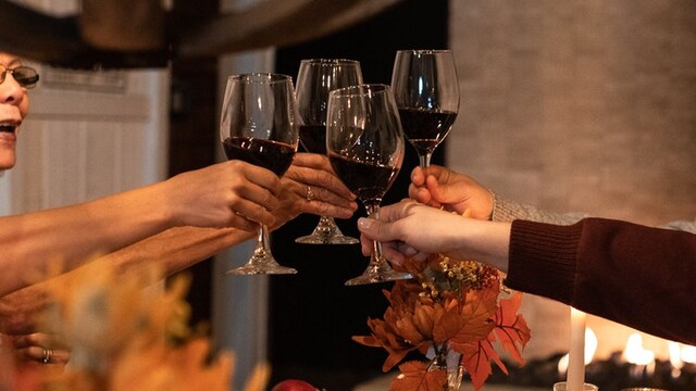 Say cheers in style with these stunning glasses Say cheers in style with these stunning glasses