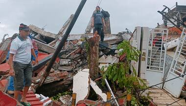 Earthquake in Indonesia: At least 10 people dead, 200 injured after strong, shallow quake hits Sulawesi island