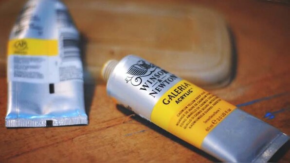 Beautiful Paints To Encourage a Budding Artist