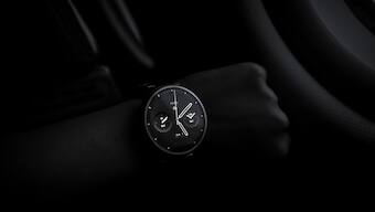 Keep track of time and your fitness with these top smartwatches for men