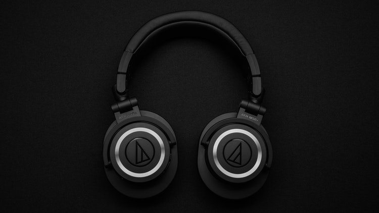 Enjoy high-end audio with these wireless on-ear headphones Enjoy high-end audio with these wireless on-ear headphones