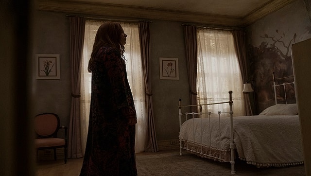 Lauren Ambrose in Servant Season 2