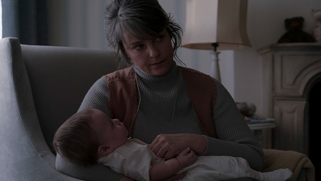 Alison Elliott in Servant