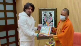 Sonu Nigam visits Yogi Adityanath in Lucknow, calls Ayodhya 'heart of India'