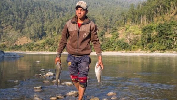 As Nepal's Budhi Gandaki hydro project is put on hold, flooding threatens lives of thousands