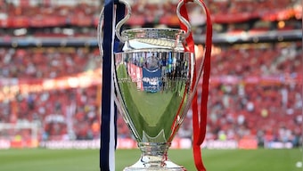 European football split as elite clubs like Barcelona, Real Madrid and Manchester United threaten breakaway league