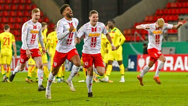 German Cup: Cologne knocked out of tournament by second-division side Jahn Regensburg