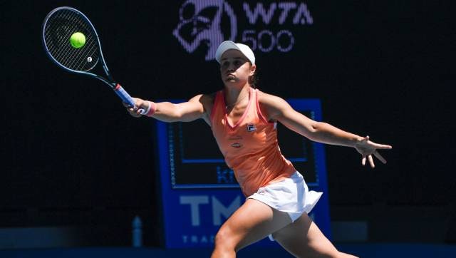 Australian Open 2021: Ashleigh Barty, Naomi Osaka advance in tuneups in three sets