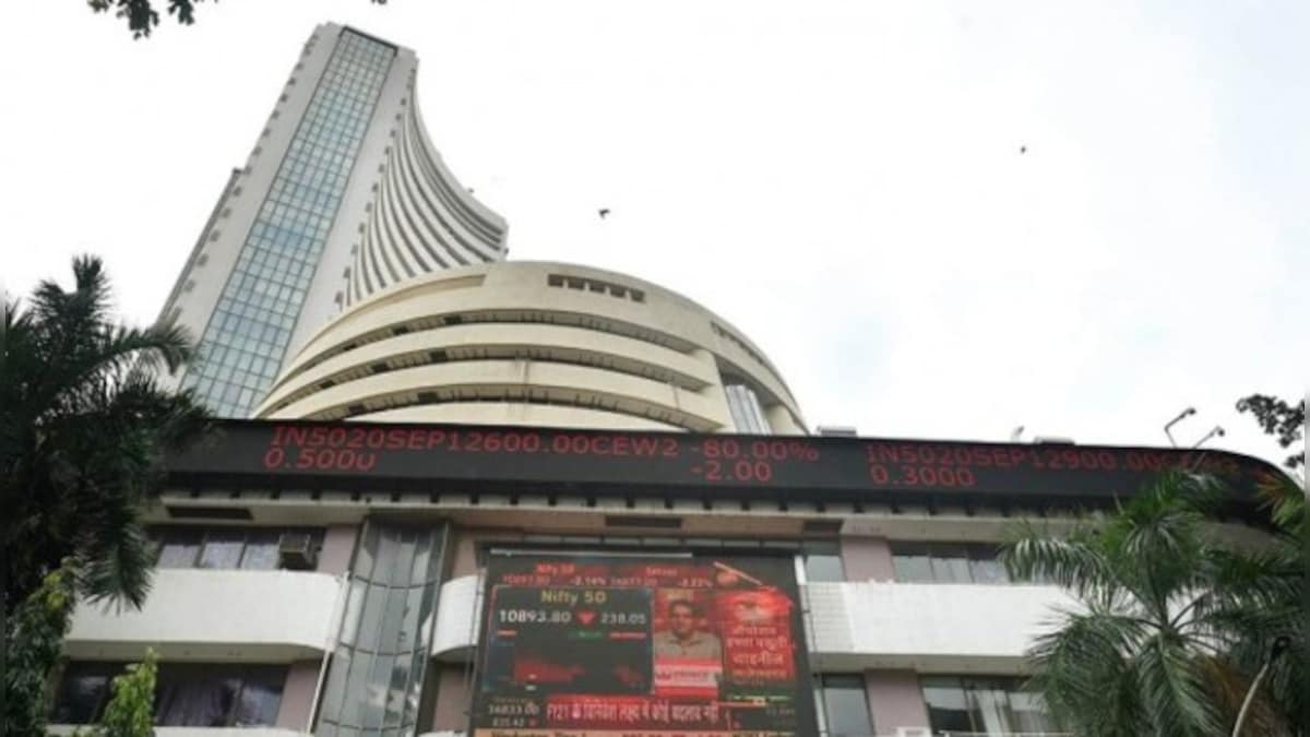 Market Roundup: Sensex up by 358 points, Nifty closes at 15,737; today's top gainers and losers