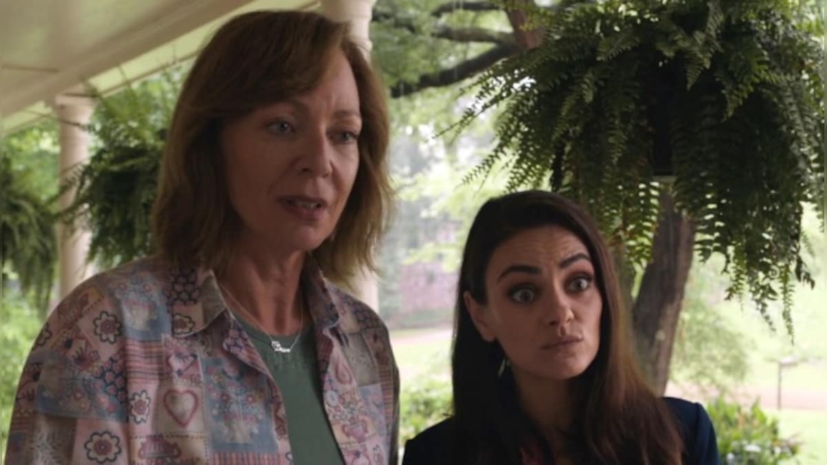 Breaking News in Yuba County movie review: Alison Janney’s black comedy soft-pedals satire with slapstick