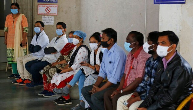 Coronavirus Updates: In view of COVID-19 case surge, tender to be floated to import 50,000 MT of medical oxygen, says Centre