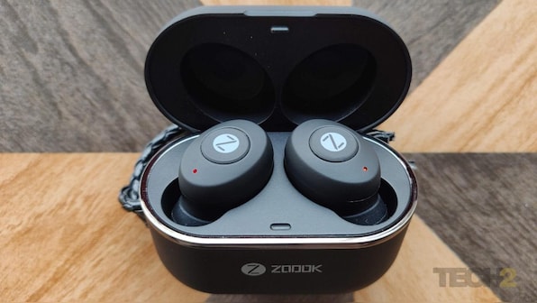 Wireless Audio under Rs 2,000: Zoook Rocker Twins TWS, Mivi Roam 2 Speaker Review Snapshots