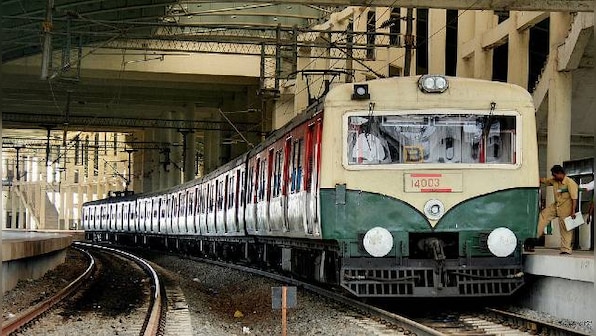 Piyush Goyal says students can travel in Chennai suburban trains from 15 Feb, advises strict adherence to COVID guidelines