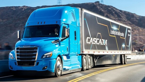 Daimler partners with Amazon to help with its testing of Level 4 self-driving trucks