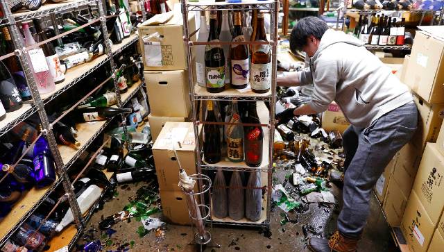 Fukushima earthquake: Over 100 injured in 7.1 magnitude tremor; no casualties, says Japan's Yoshihide Suga Fukushima earthquake: Over 100 injured in 7.1 magnitude tremor; no casualties, says Japan's Yoshihide Suga