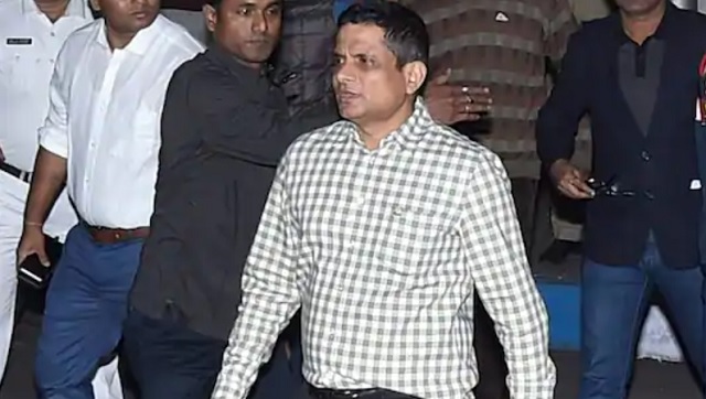 Saradha scam: SC defers hearing in CBI's contempt plea against ex-Kolkata police commissioner Saradha scam: SC defers hearing in CBI's contempt plea against ex-Kolkata police commissioner